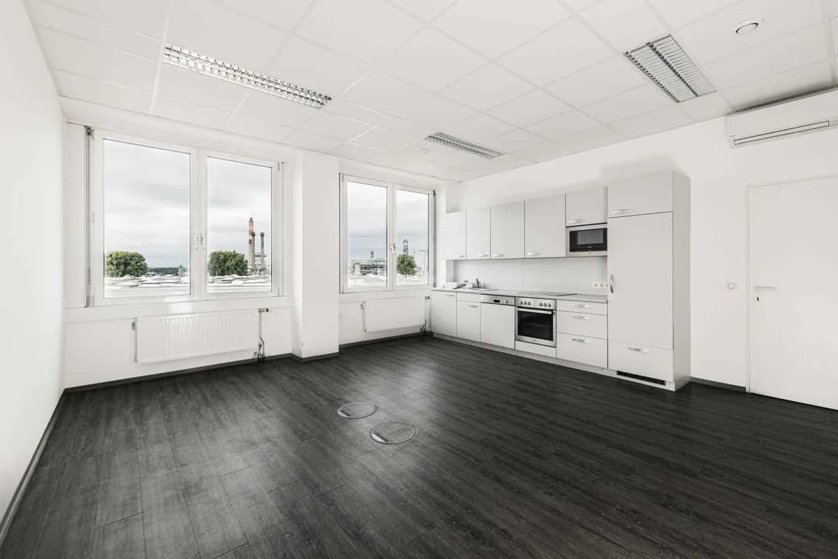 Gewerbeimmobilie mieten in Bruck an der Leitha – 741 m², € 5 – Bild 7 von 13