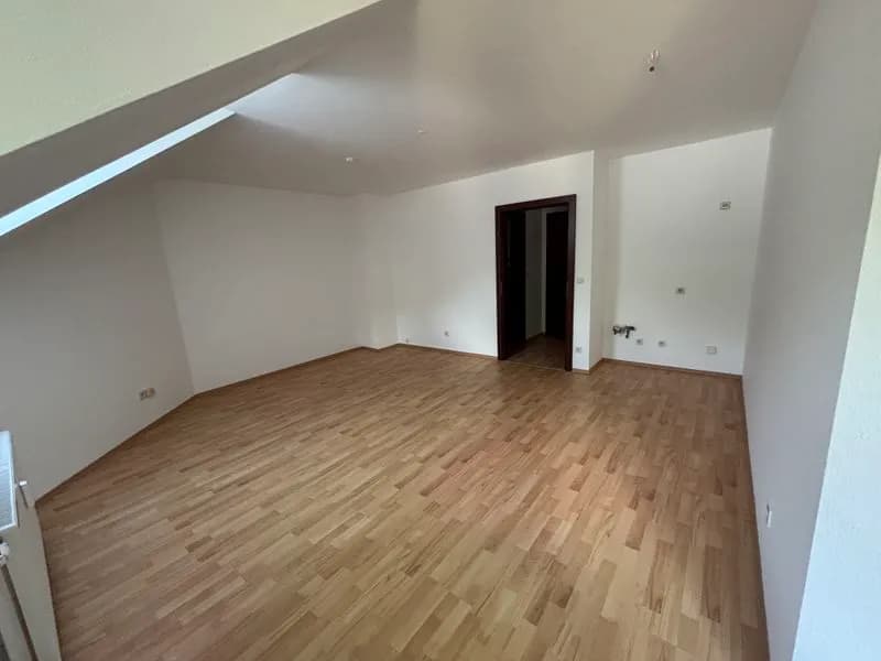 1-Zimmer-Wohnung mieten in Leoben – 31,98 m², € 358 – Bild 5 von 6