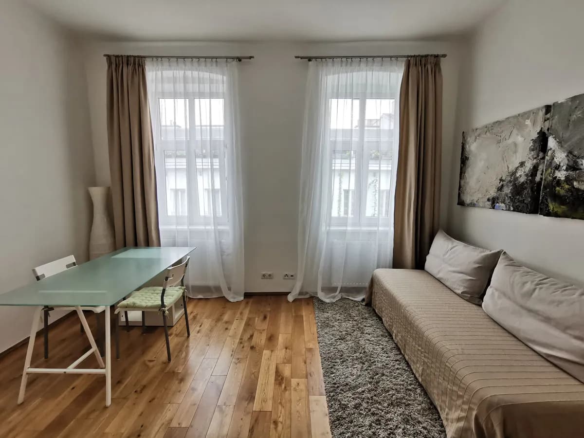 1-Zimmer-Wohnung mieten in Wien – 35 m², € 900 – Bild 2 von 6