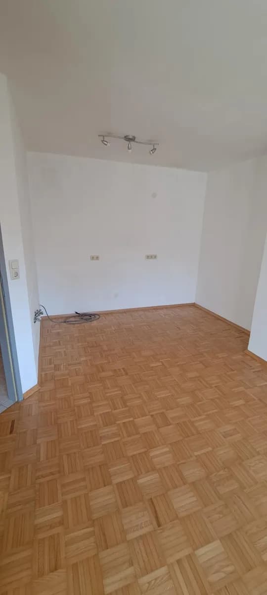 2-Zimmer-Wohnung mieten in Steyr – 56,8 m², € 541 – Bild 4 von 9