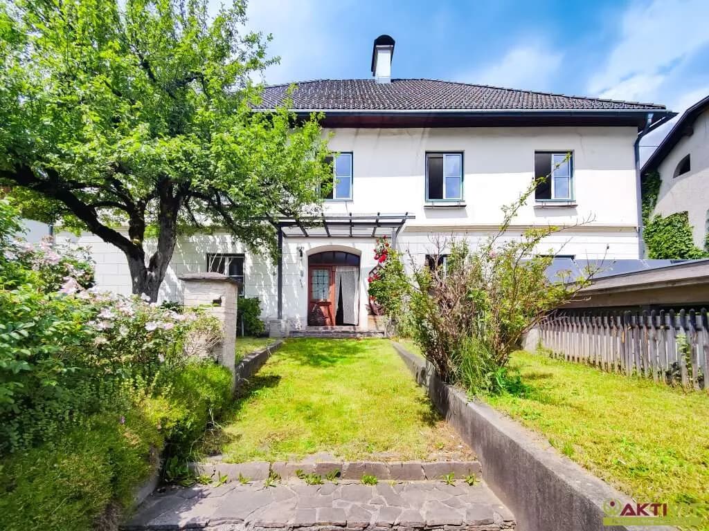 6-Zimmer-Haus kaufen in Hermagor – 220 m², € 330.000