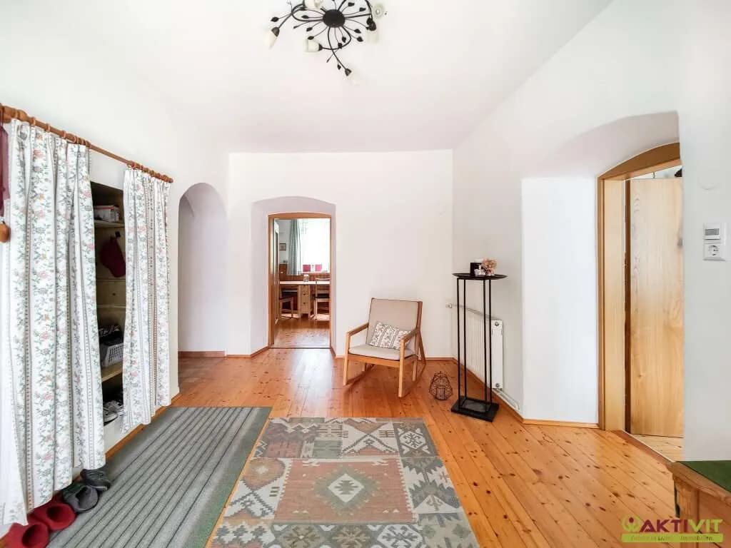 6-Zimmer-Haus kaufen in Hermagor – 220 m², € 330.000 – Bild 2 von 35