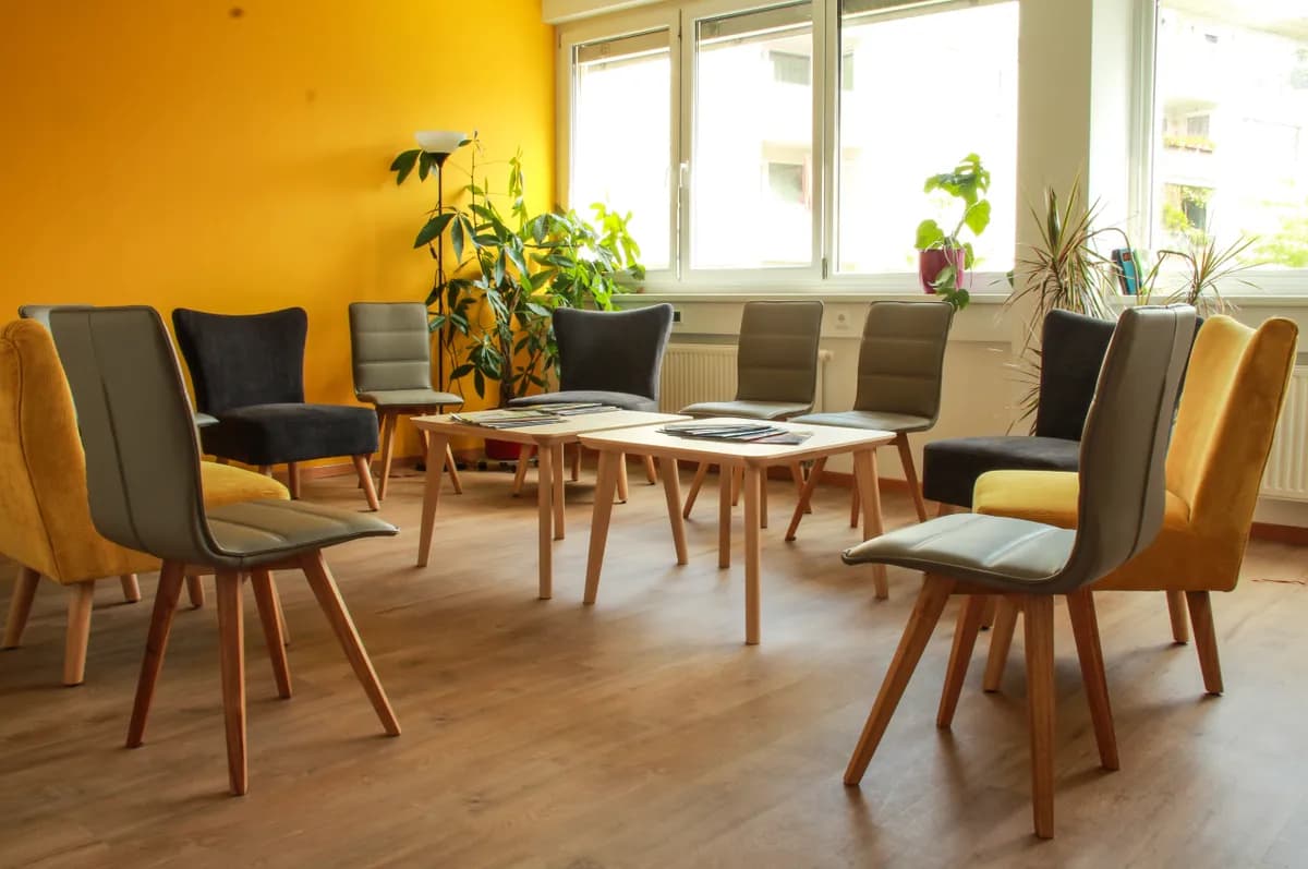 6-Zimmer-Gewerbeimmobilie mieten in Wien – 200 m², € 2.400 – Bild 2 von 8