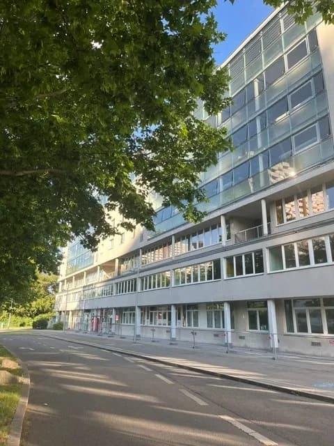 6-Zimmer-Gewerbeimmobilie mieten in Wien – 200 m², € 2.400 – Bild 3 von 8