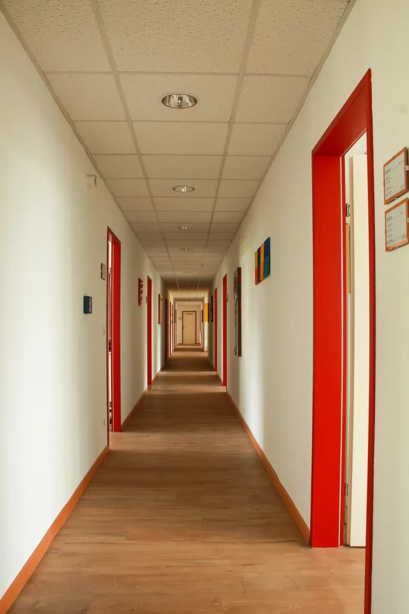 6-Zimmer-Gewerbeimmobilie mieten in Wien – 200 m², € 2.400 – Bild 8 von 8