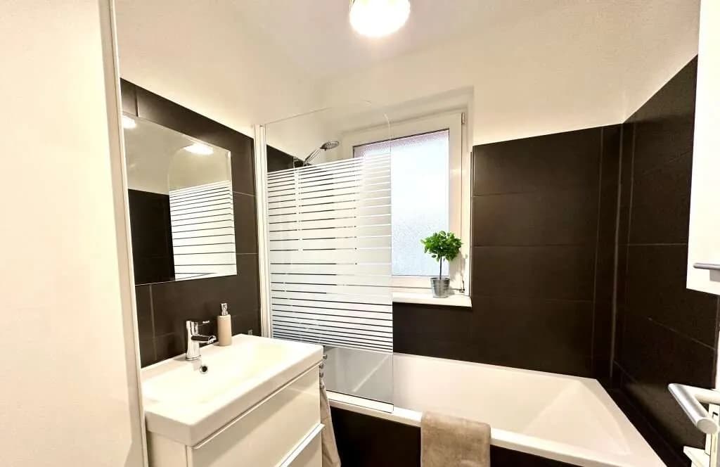 2-Zimmer-Wohnung mieten in Wels – 67 m², € 850 – Bild 3 von 8
