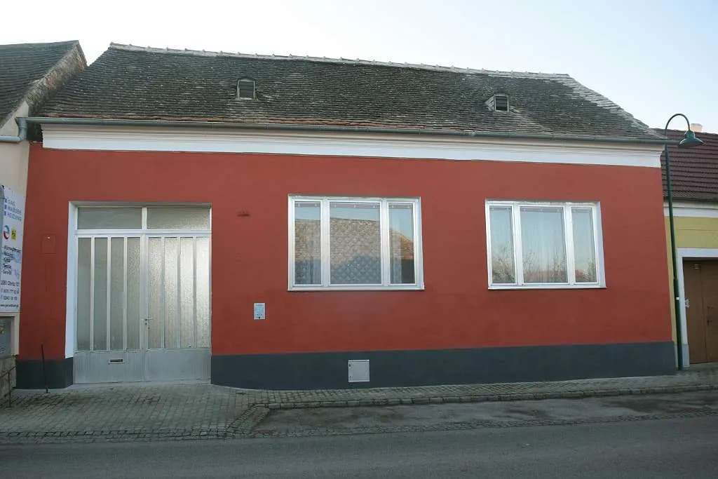3-Zimmer-Immobilie kaufen in Hollabrunn – 100 m², € 98.000 – Bild 2 von 25
