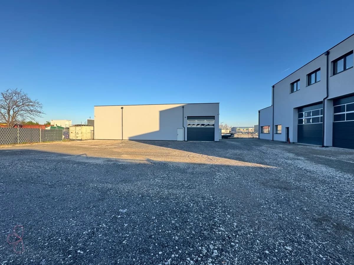 Gewerbeimmobilie mieten in Baden – 650 m², € 7.999 – Bild 23 von 23