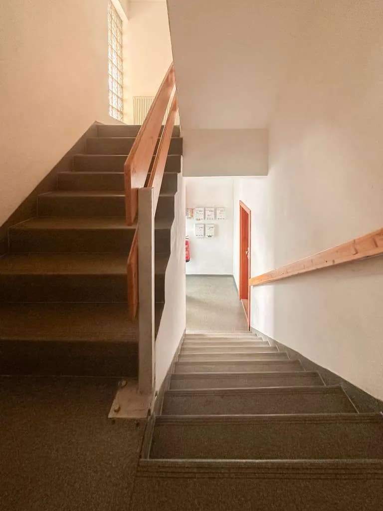 Gewerbeimmobilie kaufen in Vöcklabruck – 315 m², € 650.000 – Bild 4 von 11