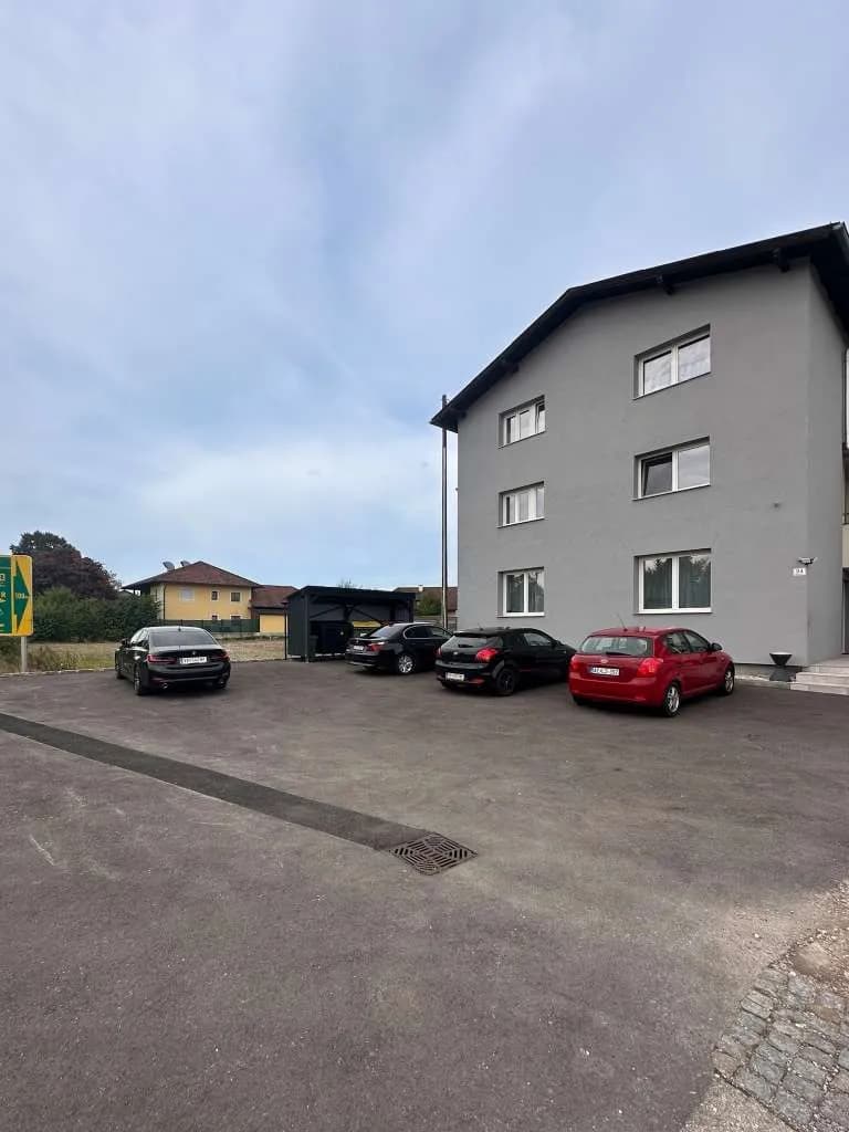 Gewerbeimmobilie kaufen in Vöcklabruck – 315 m², € 650.000 – Bild 10 von 11