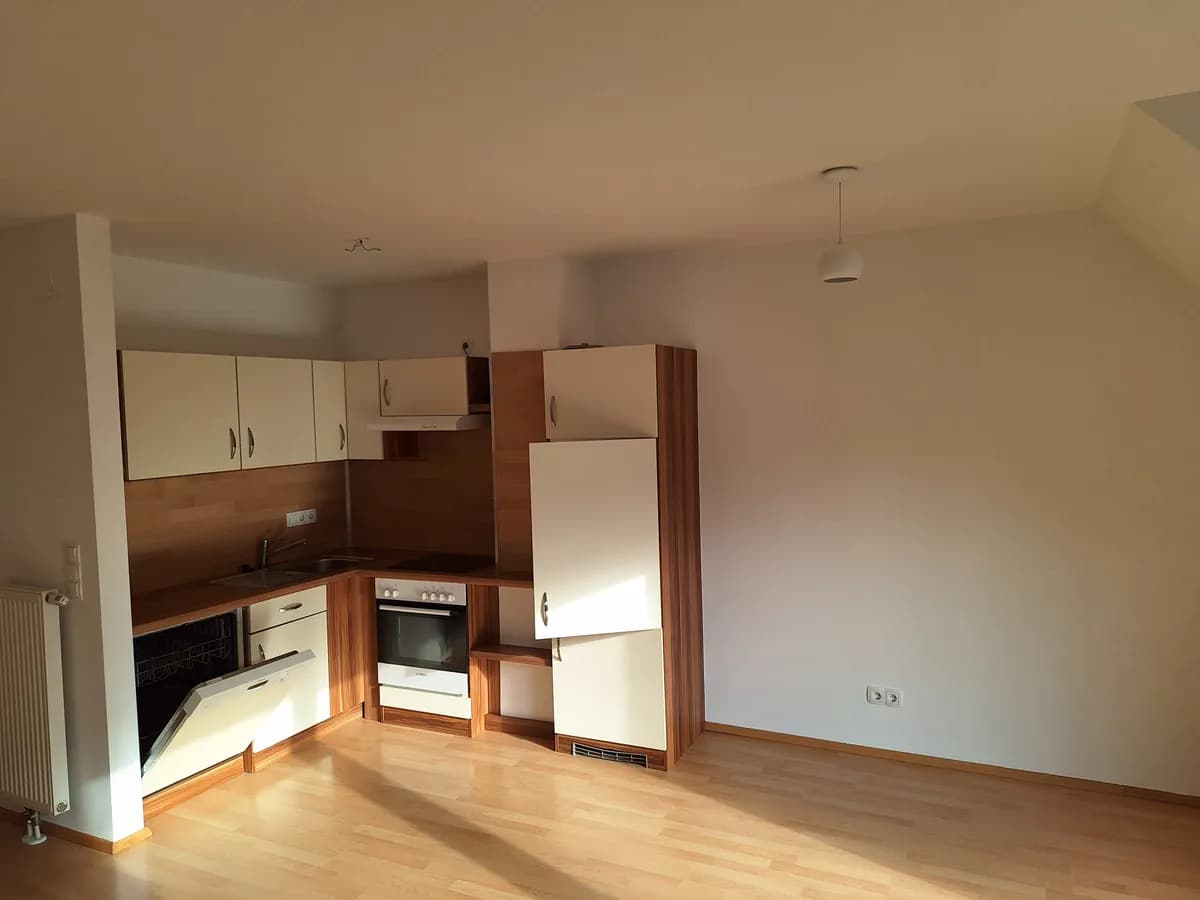 2-Zimmer-Wohnung mieten in Wien – 66 m², € 1.120