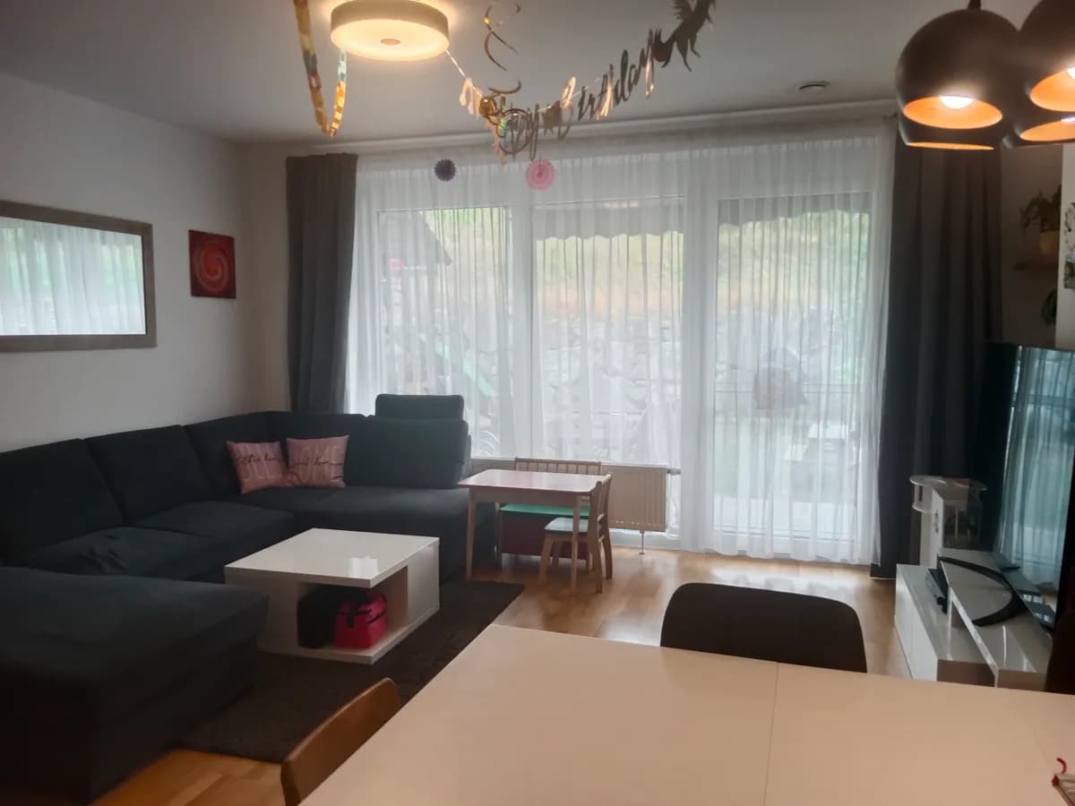 Wohnung mieten in Sankt Pölten Land – 77 m², € 890