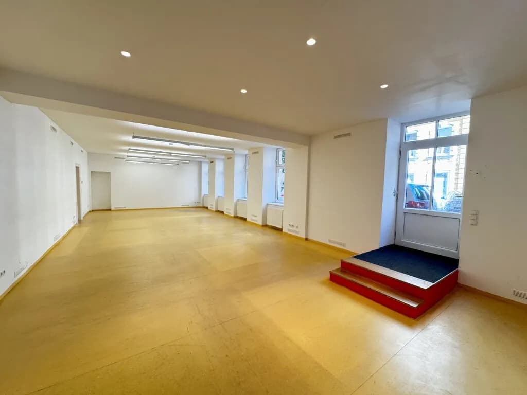 Gewerbeimmobilie mieten in Wien – 113 m², € 1.465