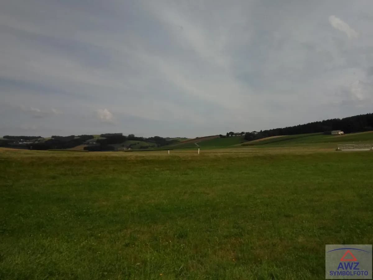 Grundstück kaufen in Melk – 1 251 m²