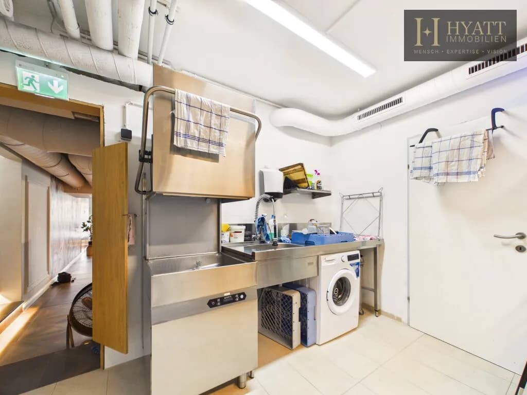 Gewerbeimmobilie kaufen in Bruck an der Leitha – 180 m², € 1.100.000 – Bild 20 von 24