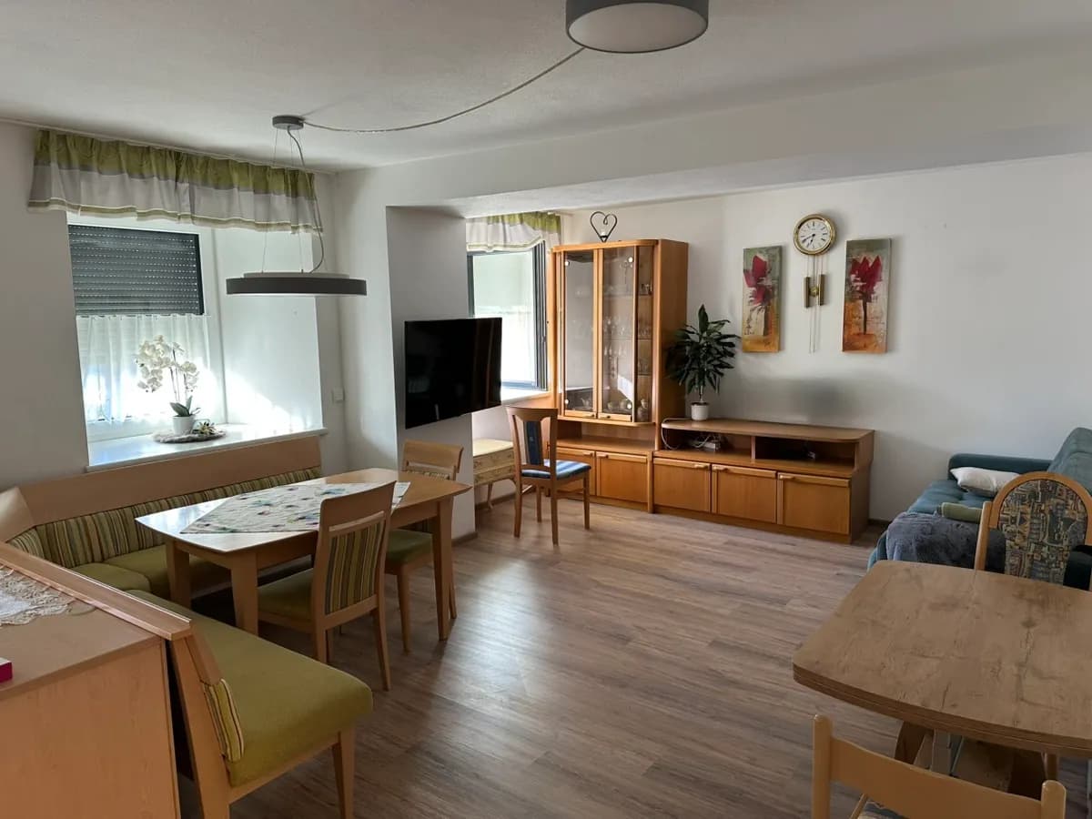 3-Zimmer-Wohnung mieten in Urfahr-Umgebung – 77 m², € 600 – Bild 2 von 8