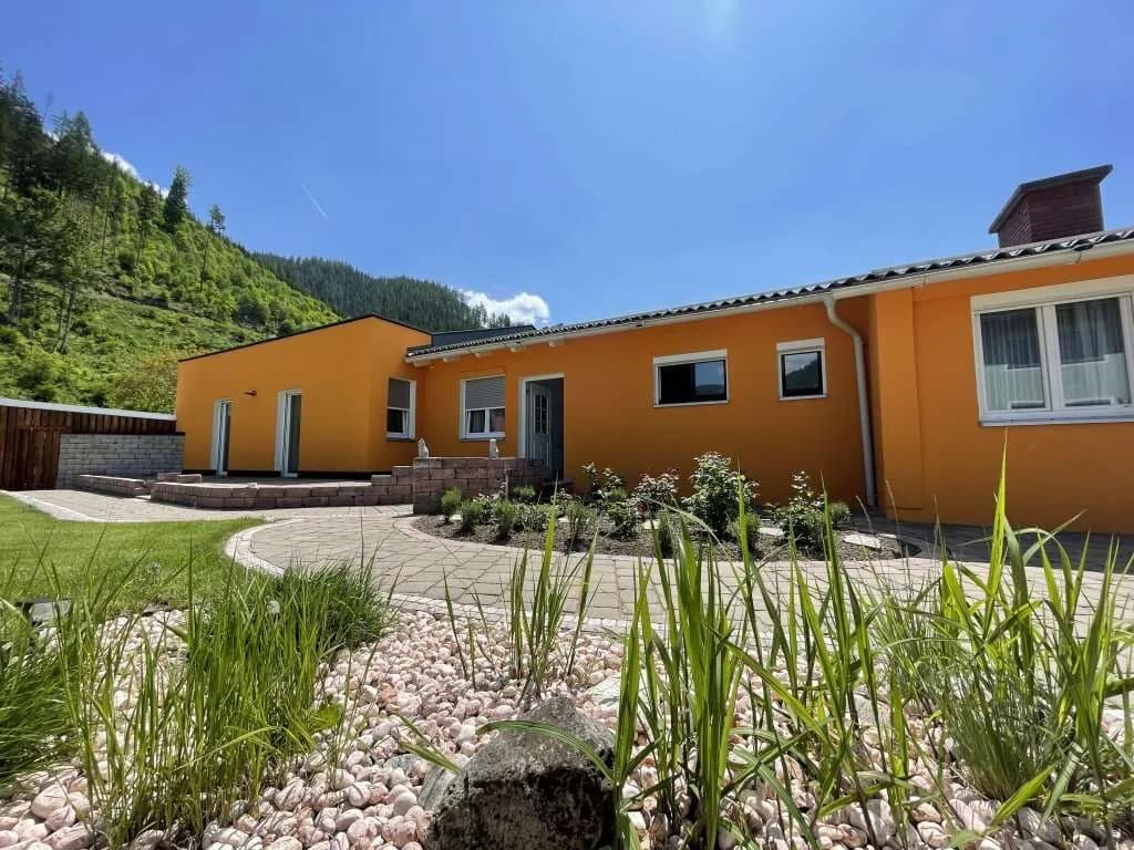 Haus kaufen in Bruck-Mürzzuschlag – 345 m², € 325.000