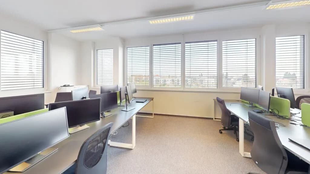 5-Zimmer-Gewerbeimmobilie mieten in Leibnitz – 138 m², € 1.584 – Bild 2 von 7