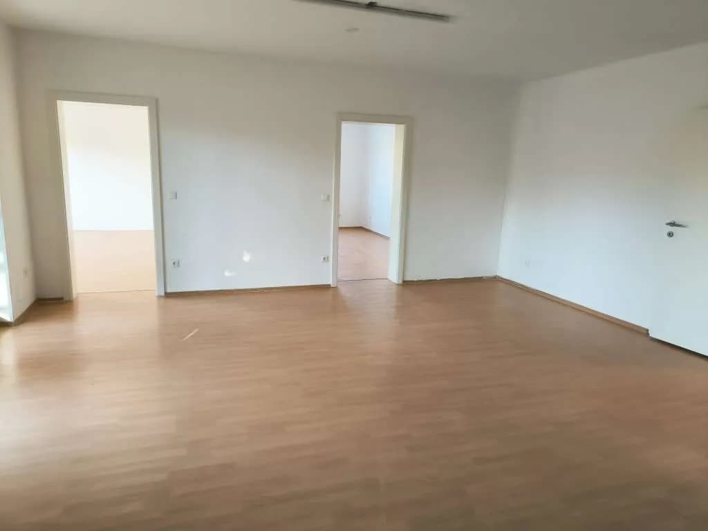 3-Zimmer-Wohnung mieten in Mistelbach – 84 m², € 950 – Bild 42 von 44