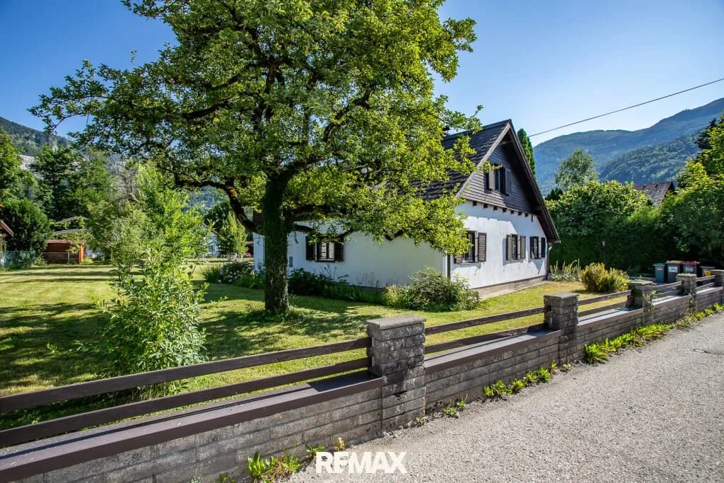 7-Zimmer-Haus kaufen in Gmunden – 127 m², € 325.000