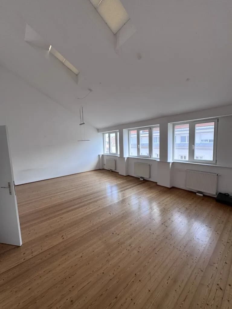 2-Zimmer-Wohnung kaufen in Wien – 64,7 m², € 239.000