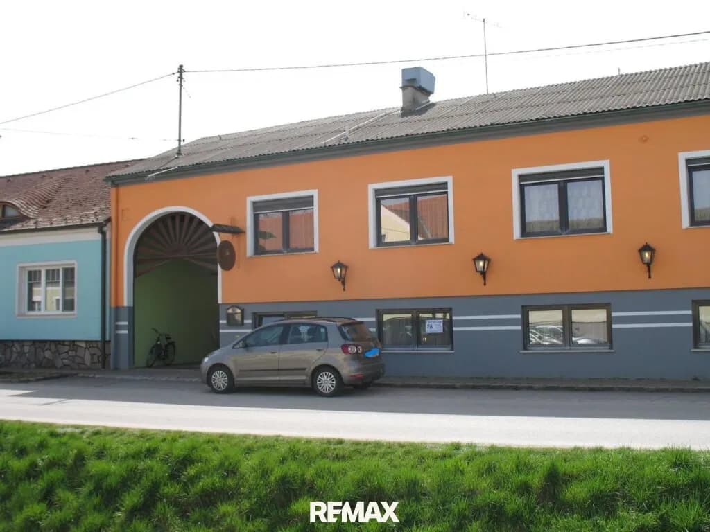 Gewerbeimmobilie kaufen in Gänserndorf – 350 m², € 360.000