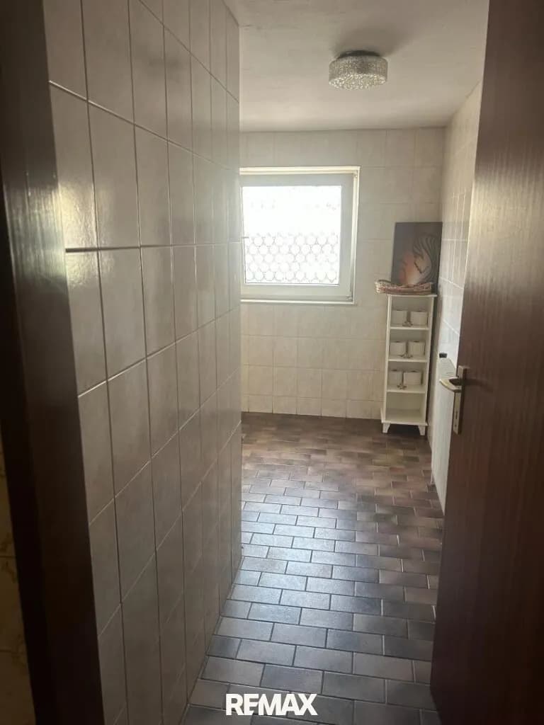 Gewerbeimmobilie kaufen in Gänserndorf – 350 m², € 360.000 – Bild 10 von 33