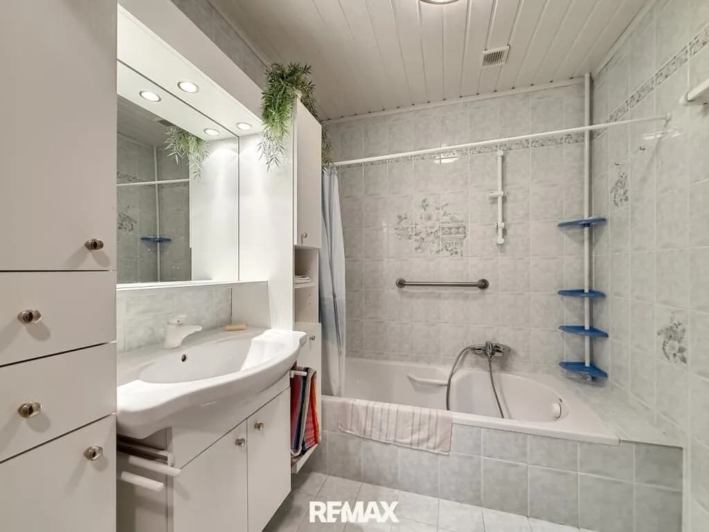 3-Zimmer-Wohnung kaufen in Gänserndorf – 105 m², € 265.000 – Bild 2 von 13