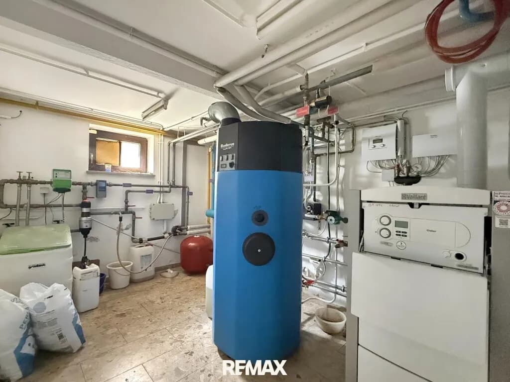 8-Zimmer-Gewerbeimmobilie kaufen in Gänserndorf – 307 m², € 790.000 – Bild 23 von 32