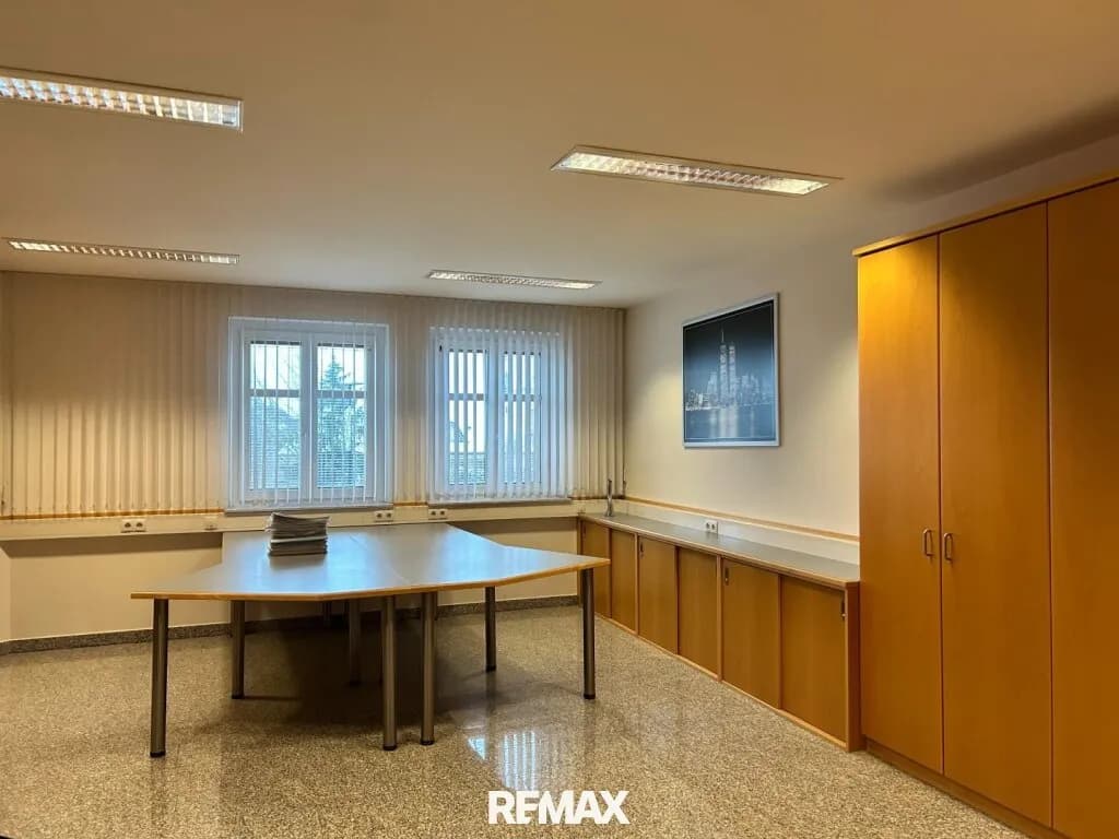 2-Zimmer-Gewerbeimmobilie mieten in Gänserndorf – 67 m², € 800 – Bild 2 von 18