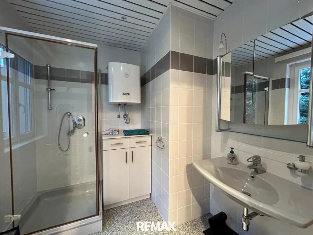2-Zimmer-Gewerbeimmobilie mieten in Gänserndorf – 67 m², € 800 – Bild 15 von 18