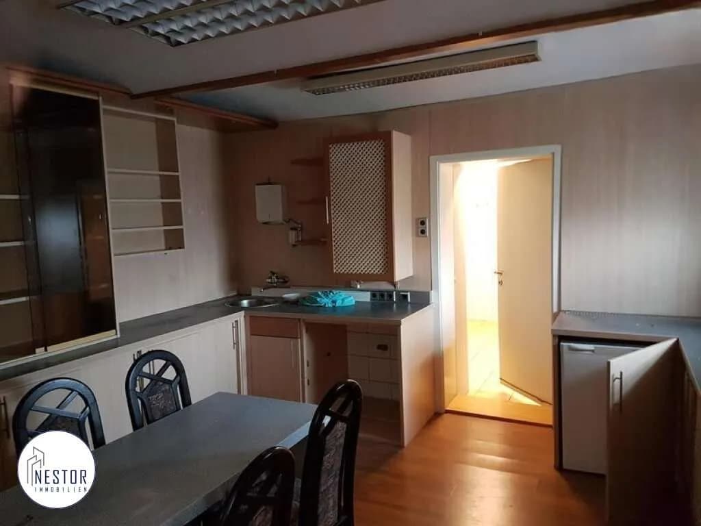 10-Zimmer-Haus kaufen in Wien – 300 m², € 958.000 – Bild 4 von 5
