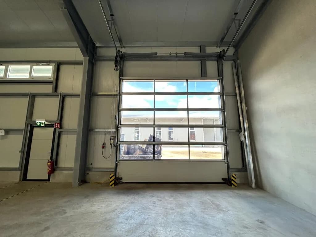Gewerbeimmobilie mieten in Baden – 741 m², € 6.002 – Bild 7 von 8
