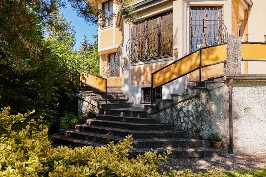 10-Zimmer-Immobilie kaufen in Graz – 298 m², € 948.000 – Bild 3 von 8