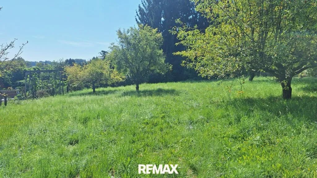 Grundstück kaufen in Leibnitz – 1 560 m², € 189.000