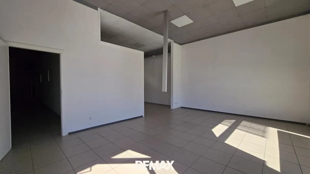 Gewerbeimmobilie mieten in Leibnitz – 227 m², € 2.191 – Bild 3 von 12