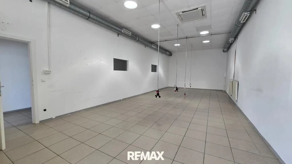 Gewerbeimmobilie mieten in Leibnitz – 227 m², € 2.191 – Bild 4 von 12
