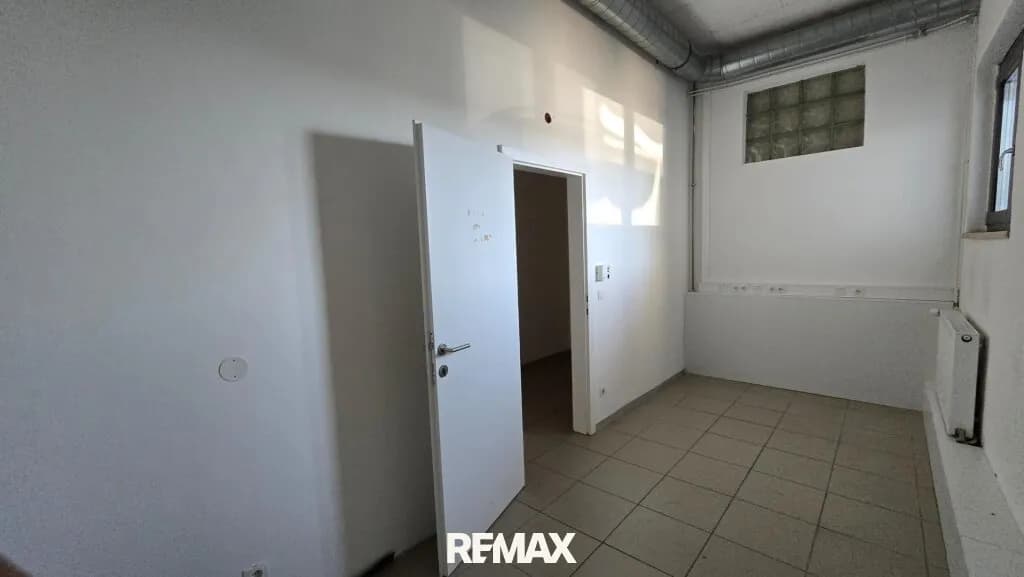 Gewerbeimmobilie mieten in Leibnitz – 227 m², € 2.191 – Bild 8 von 12