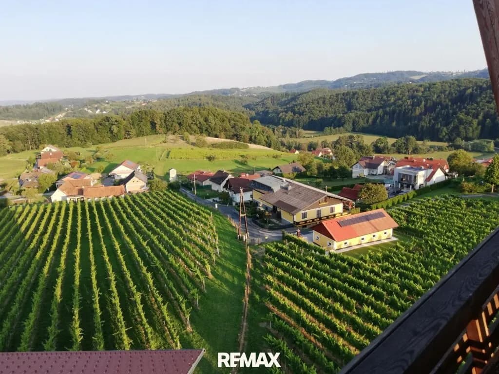 Grundstück kaufen in Leibnitz – 1 032 m², € 195.000
