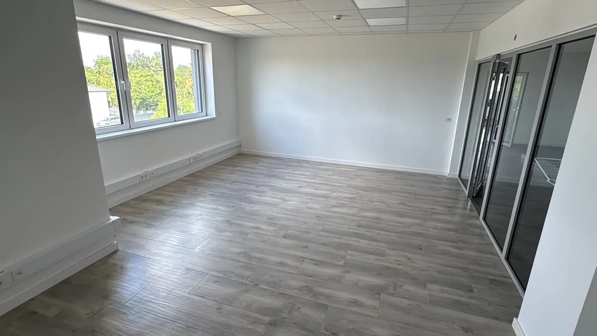 4-Zimmer-Gewerbeimmobilie mieten in Baden – 140 m², € 2.000 – Bild 5 von 11