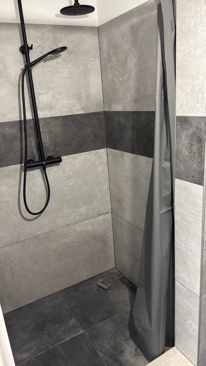 4-Zimmer-Gewerbeimmobilie mieten in Baden – 140 m², € 2.000 – Bild 6 von 11