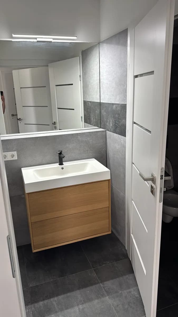 4-Zimmer-Gewerbeimmobilie mieten in Baden – 140 m², € 2.000 – Bild 7 von 11
