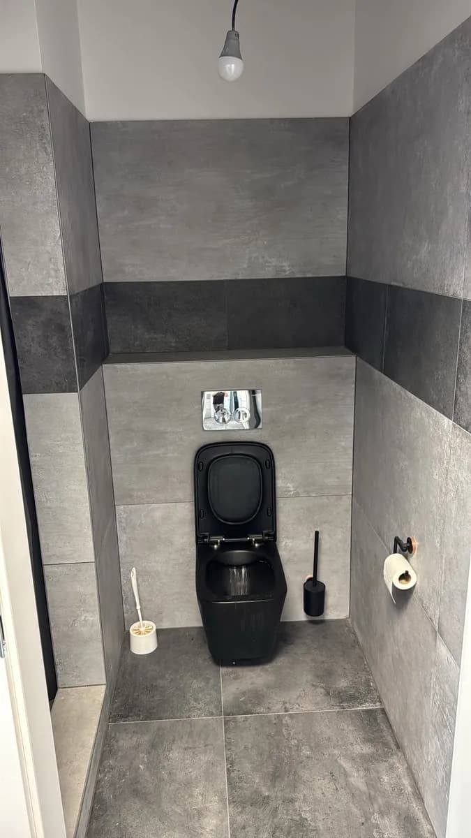 4-Zimmer-Gewerbeimmobilie mieten in Baden – 140 m², € 2.000 – Bild 8 von 11