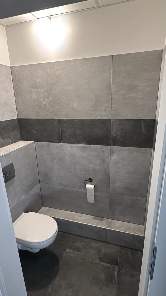 4-Zimmer-Gewerbeimmobilie mieten in Baden – 140 m², € 2.000 – Bild 10 von 11