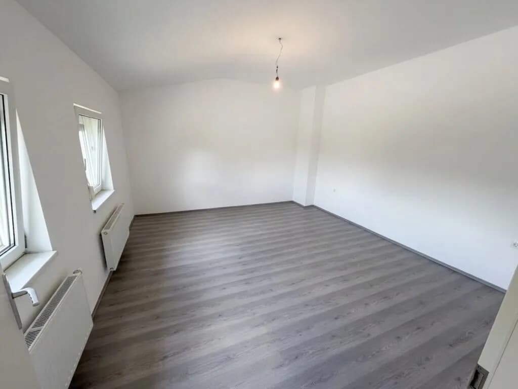 7-Zimmer-Haus kaufen in Neunkirchen – 196 m², € 399.900 – Bild 30 von 33