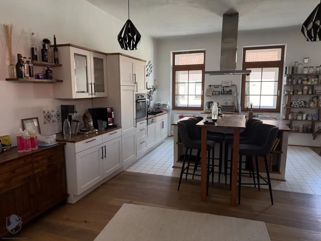 5-Zimmer-Haus kaufen in Hollabrunn – 238 m², € 690.000 – Bild 3 von 41