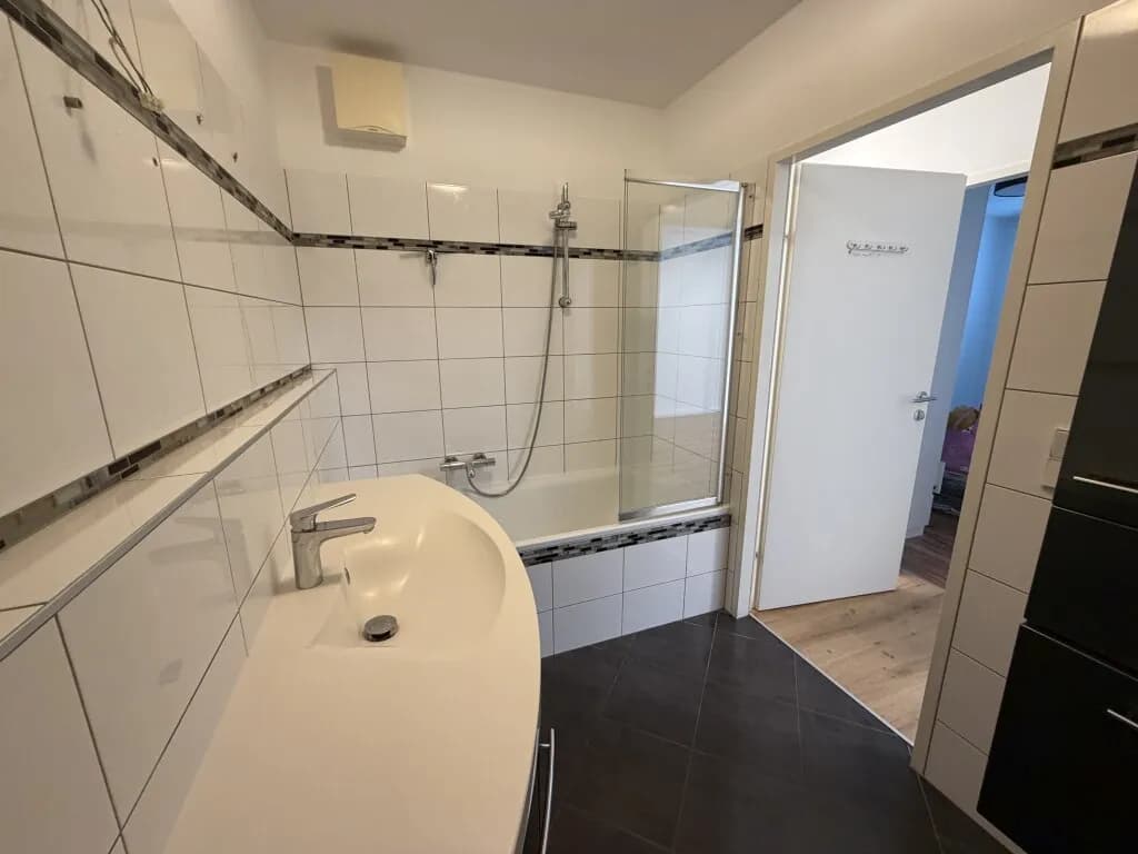 3-Zimmer-Wohnung mieten in Wien – 76,2 m², € 1.693 – Bild 16 von 40