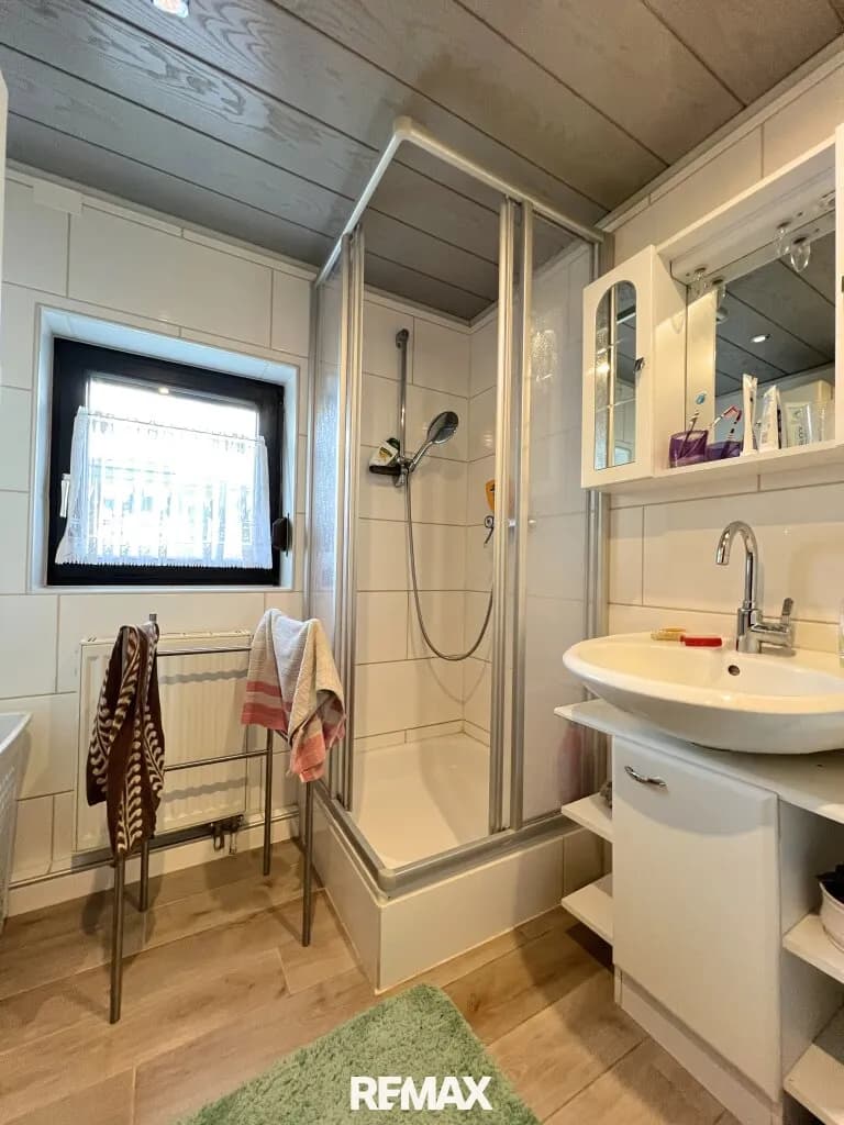 11-Zimmer-Gewerbeimmobilie kaufen in Braunau am Inn – 270 m², € 698.000 – Bild 7 von 40