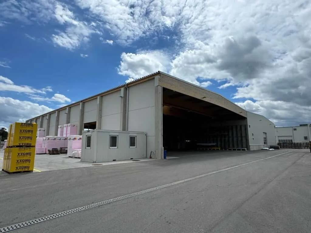 Gewerbeimmobilie mieten in Linz Land – 4 000 m² – Bild 2 von 14