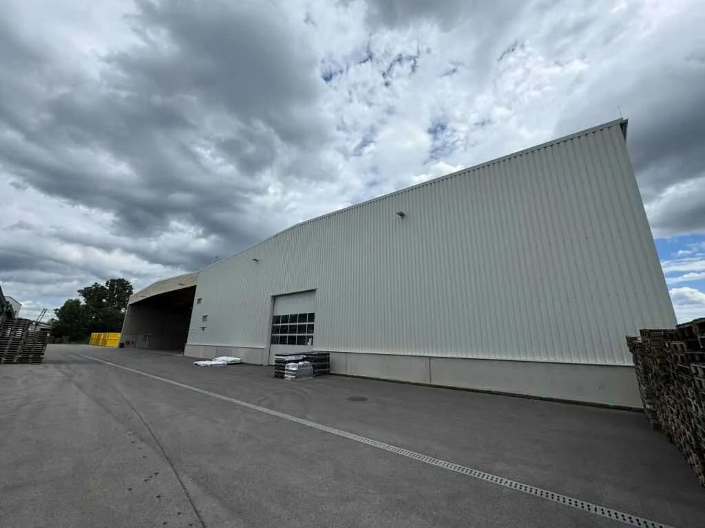 Gewerbeimmobilie mieten in Linz Land – 4 000 m² – Bild 4 von 14